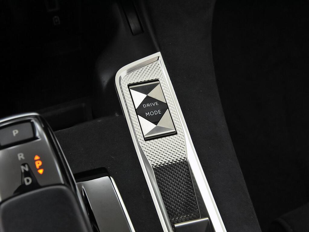 DS DS 7 BlueHDi 130 Automático PERFORMANCE LINE 35 DS DS 7 BlueHDi 130 Automático PERFORMANCE LINE 35