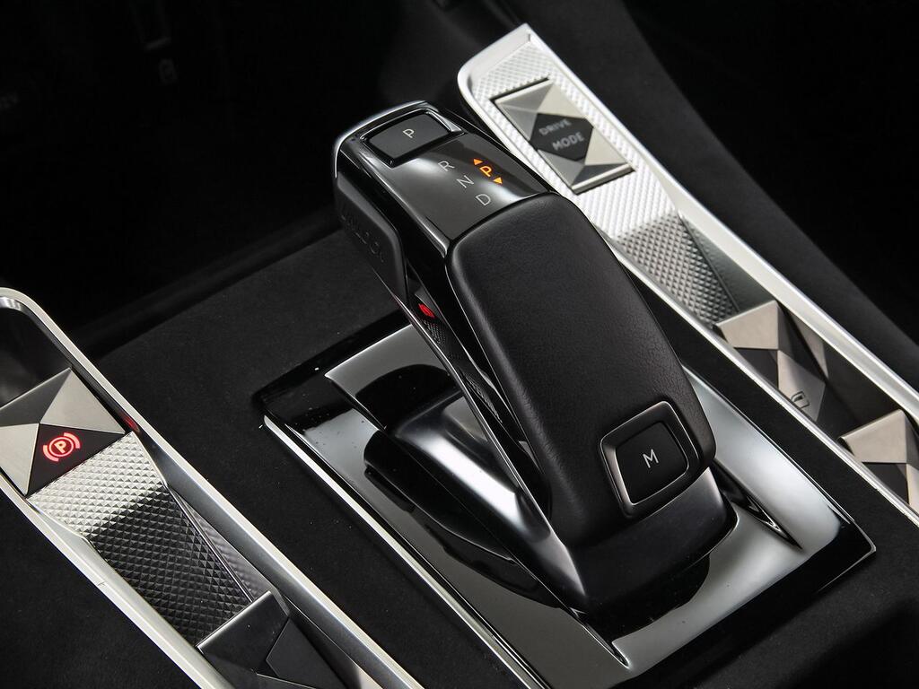 DS DS 7 BlueHDi 130 Automático PERFORMANCE LINE 38 DS DS 7 BlueHDi 130 Automático PERFORMANCE LINE 38