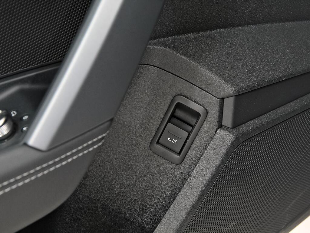 Audi A3 Sportback Genuine 35 TDI 110kW S tronic 12