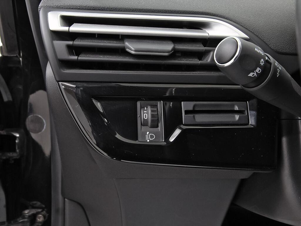 Citroën Grand C4 Spacetourer BlueHDi 96KW (130CV) EAT8 C-Series 14 Citroën Grand C4 Spacetourer BlueHDi 96KW (130CV) EAT8 C-Series 14