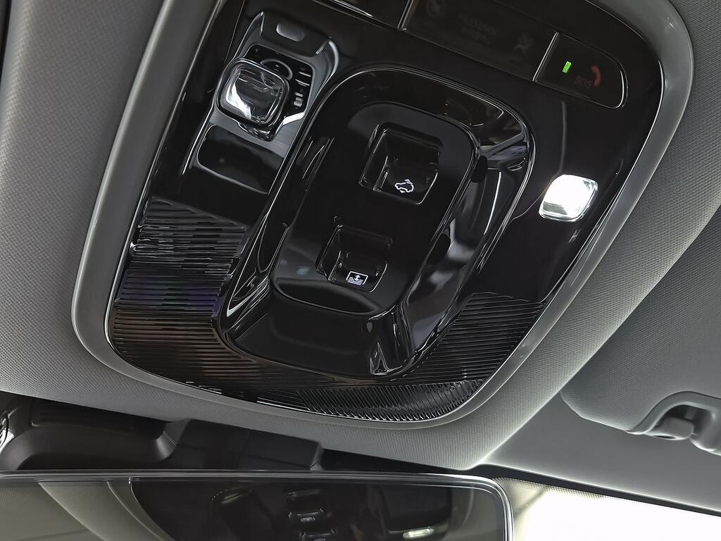 Ebro S700 1.6 TGDI Luxury 7 DCT 34 Ebro S700 1.6 TGDI Luxury 7 DCT 34