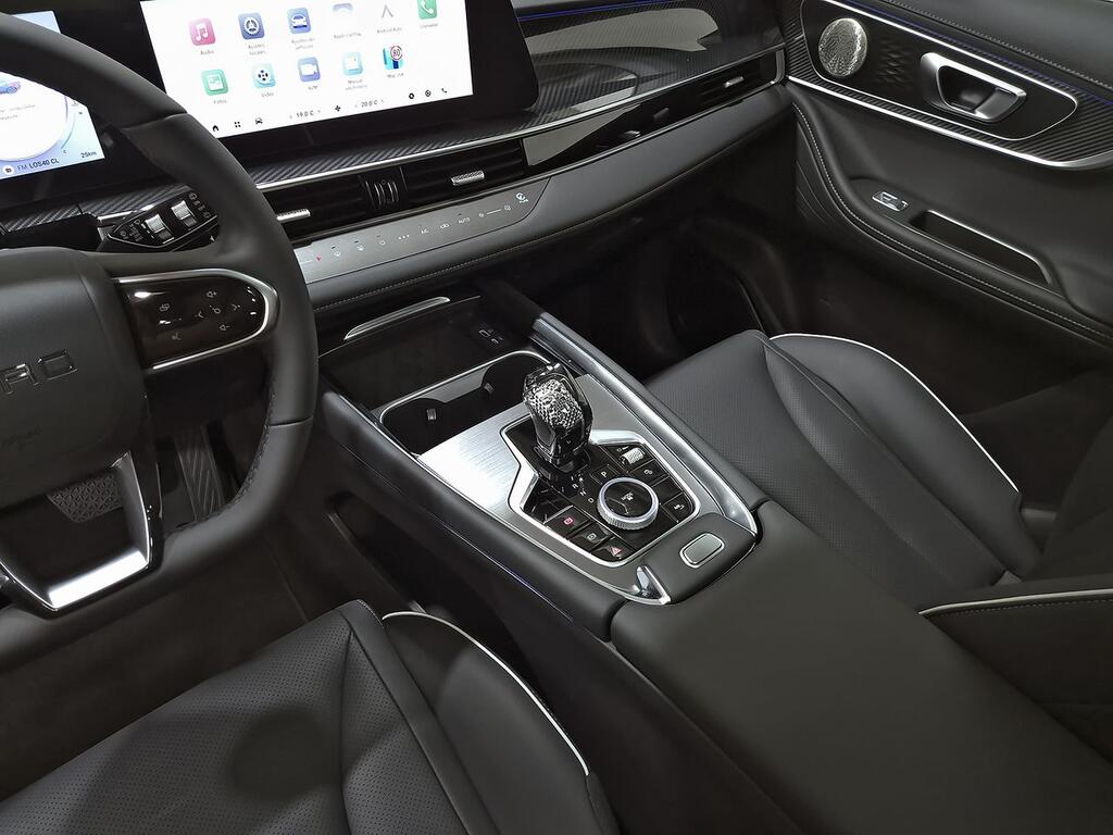 Ebro S700 1.6 TGDI Luxury 7 DCT 33 Ebro S700 1.6 TGDI Luxury 7 DCT 33