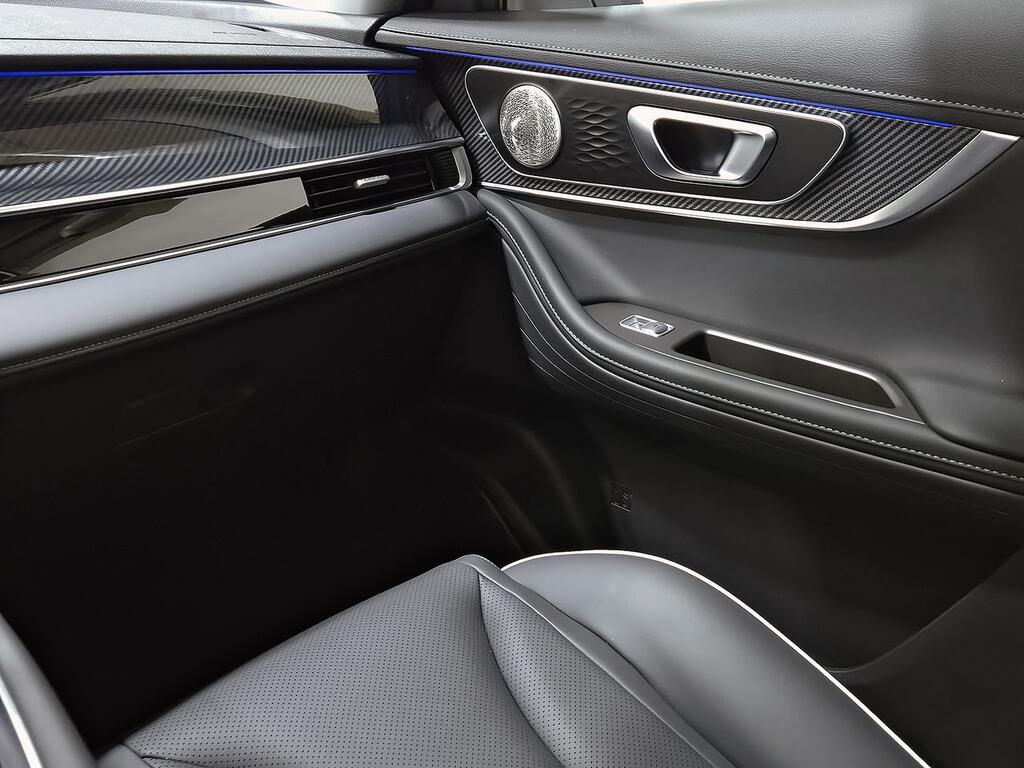 Ebro S700 1.6 TGDI Luxury 7 DCT 35 Ebro S700 1.6 TGDI Luxury 7 DCT 35