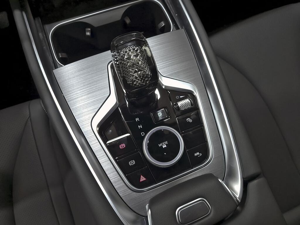 Ebro S700 1.6 TGDI Luxury 7 DCT 32 Ebro S700 1.6 TGDI Luxury 7 DCT 32