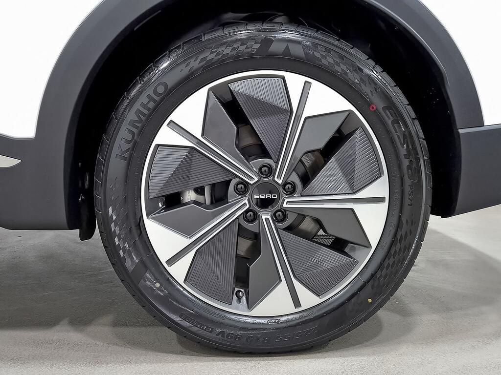 Ebro S700 1.6 TGDI Luxury 7 DCT 10 Ebro S700 1.6 TGDI Luxury 7 DCT 10