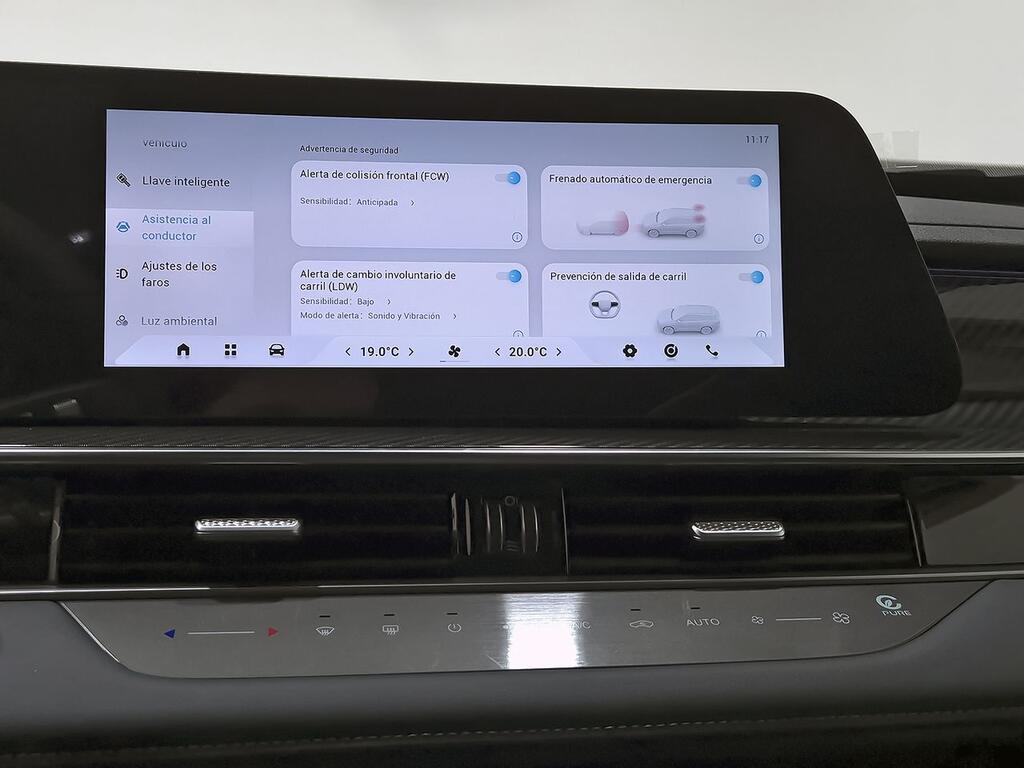 Ebro S700 1.6 TGDI Luxury 7 DCT 25 Ebro S700 1.6 TGDI Luxury 7 DCT 25