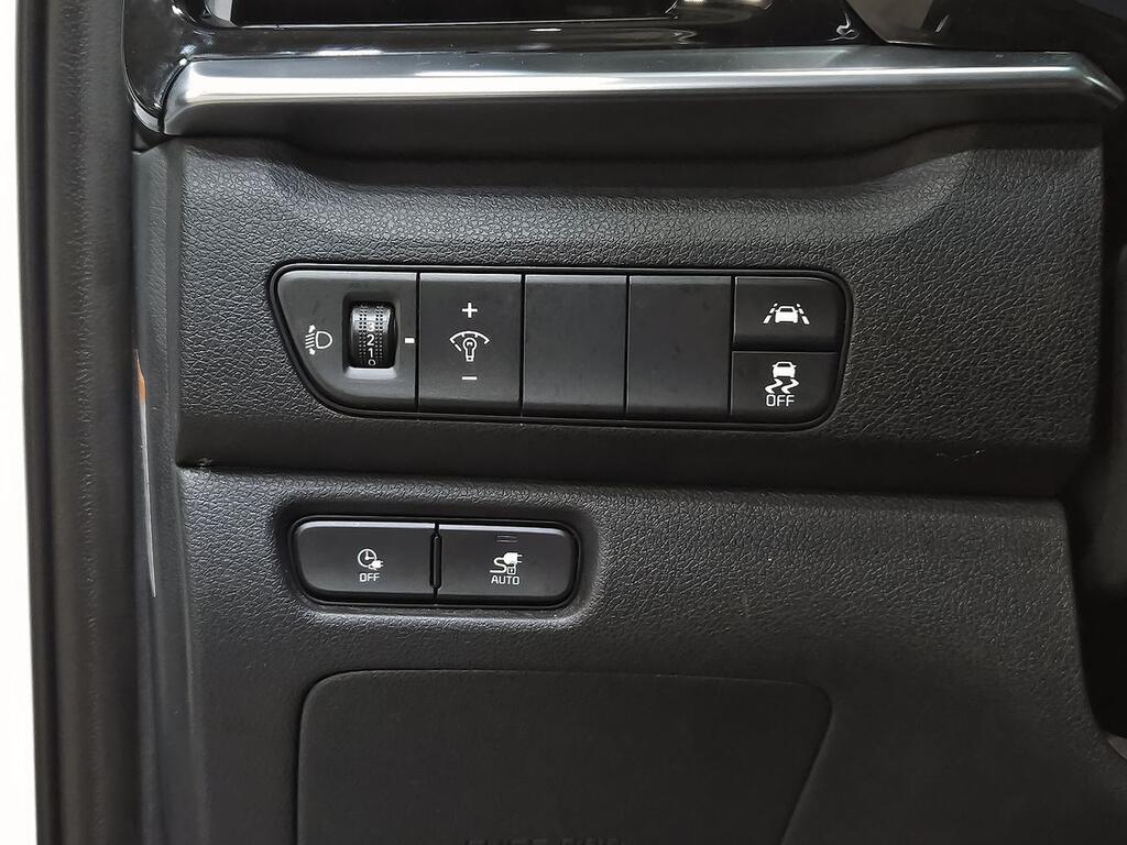 Kia e-Niro e-Niro 100kW (136CV) Drive 13 Kia e-Niro e-Niro 100kW (136CV) Drive 13