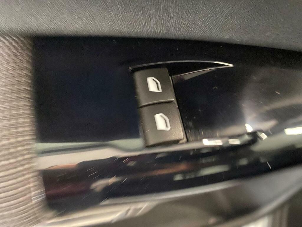 Citroën C4 Cactus PureTech 60KW (82CV) Feel 13 Citroën C4 Cactus PureTech 60KW (82CV) Feel 13