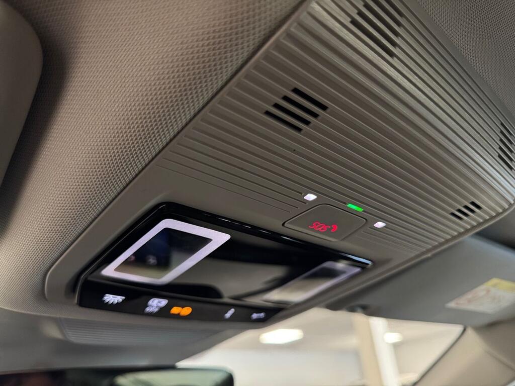 Skoda Superb Combi 2.0 TDI 110kW DSG Selection 15 Skoda Superb Combi 2.0 TDI 110kW DSG Selection 15