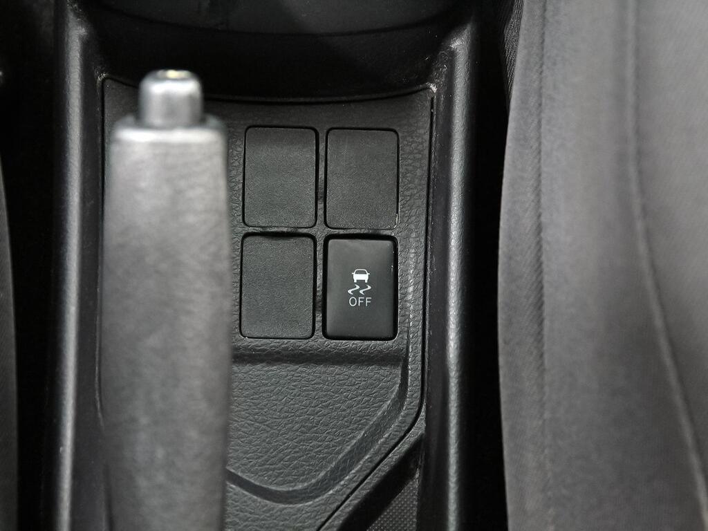 Toyota Yaris 1.0 70 Business 20 Toyota Yaris 1.0 70 Business 20