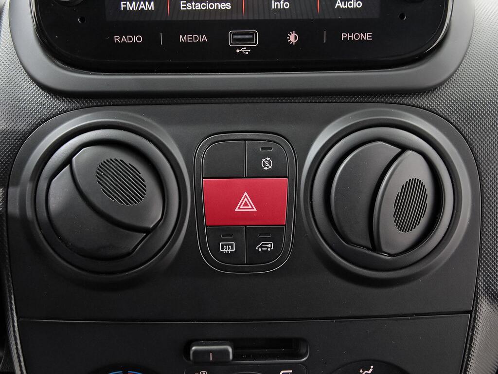 Fiat Fiorino FURGON 1.3 MULTIJET 16V 95 SX 4P 21 Fiat Fiorino FURGON 1.3 MULTIJET 16V 95 SX 4P 21