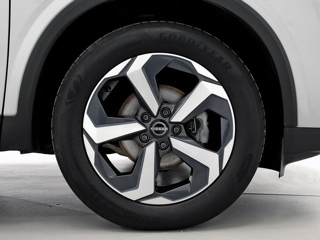 Nissan Qashqai DIG-T 103kW N-Connecta 10 Nissan Qashqai DIG-T 103kW N-Connecta 10