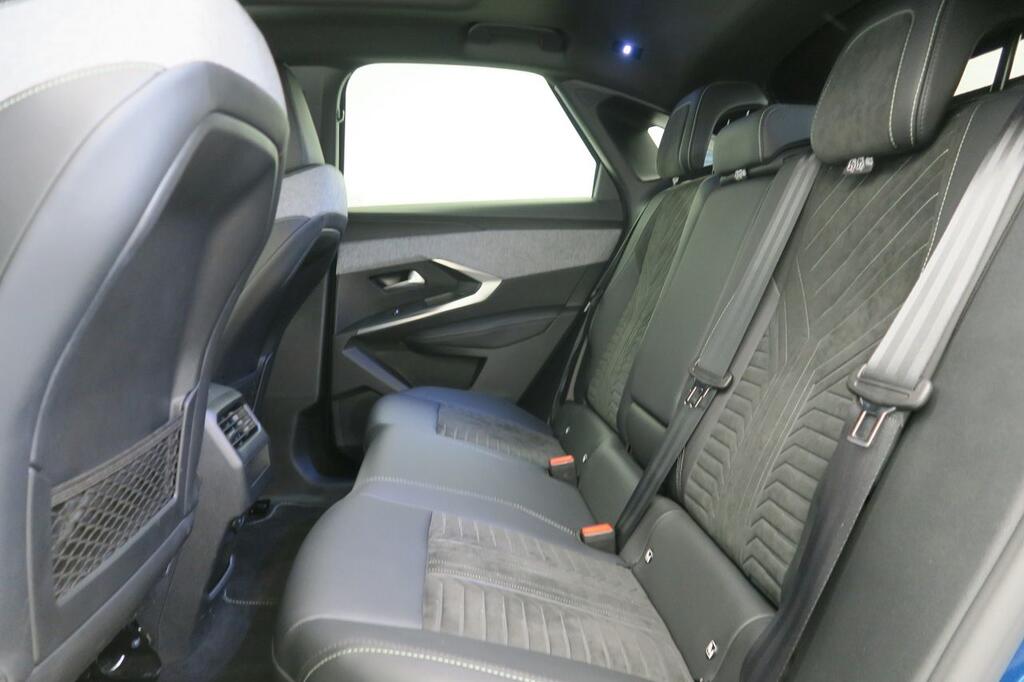 Peugeot 3008 GT Eléctrico 157kW 16 Peugeot 3008 GT Eléctrico 157kW 16