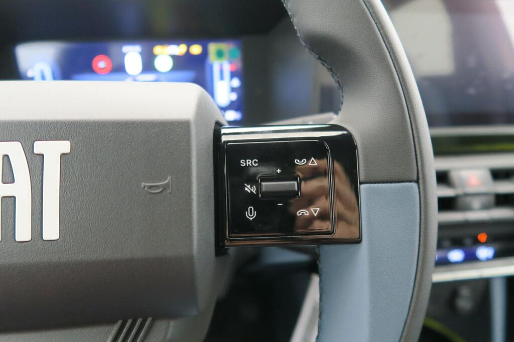 Fiat Grande Panda La Prima MHEV 81kW (110cv) 10 Fiat Grande Panda La Prima MHEV 81kW (110cv) 10