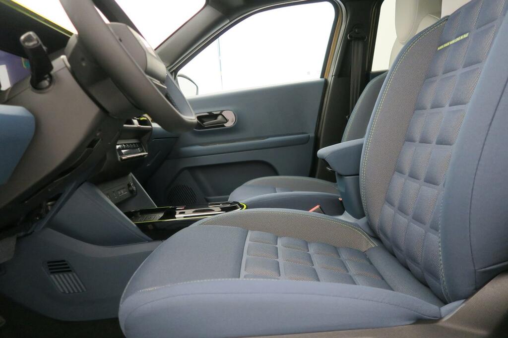 Fiat Grande Panda La Prima MHEV 81kW (110cv) 14 Fiat Grande Panda La Prima MHEV 81kW (110cv) 14