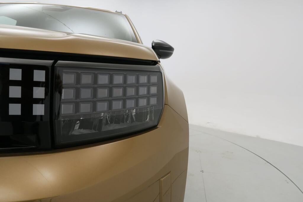 Fiat Grande Panda La Prima MHEV 81kW (110cv) 18 Fiat Grande Panda La Prima MHEV 81kW (110cv) 18