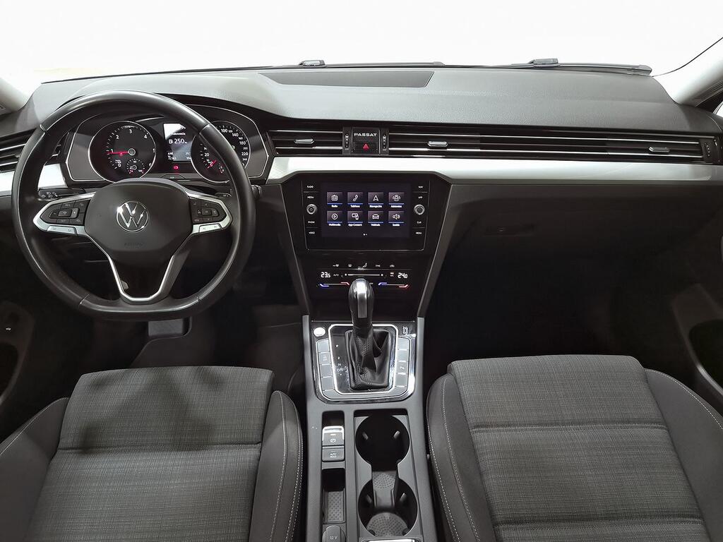 Volkswagen Passat Variant Executive 2.0 TDI 110kW DSG 4 Volkswagen Passat Variant Executive 2.0 TDI 110kW DSG 4