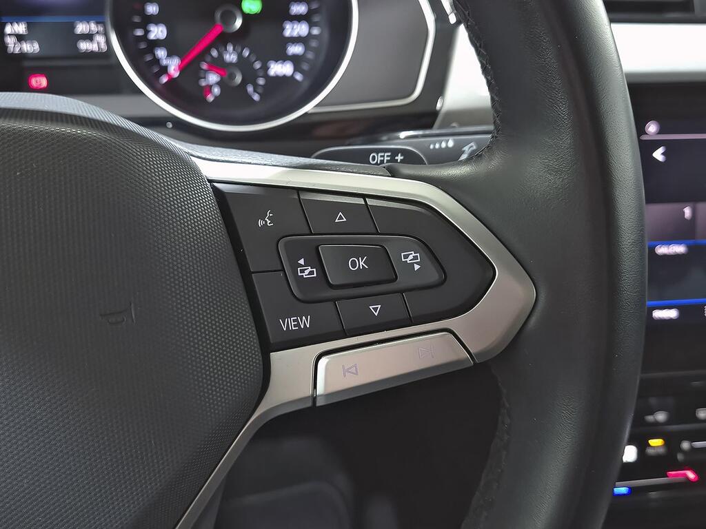 Volkswagen Passat Variant Executive 2.0 TDI 110kW DSG 18 Volkswagen Passat Variant Executive 2.0 TDI 110kW DSG 18