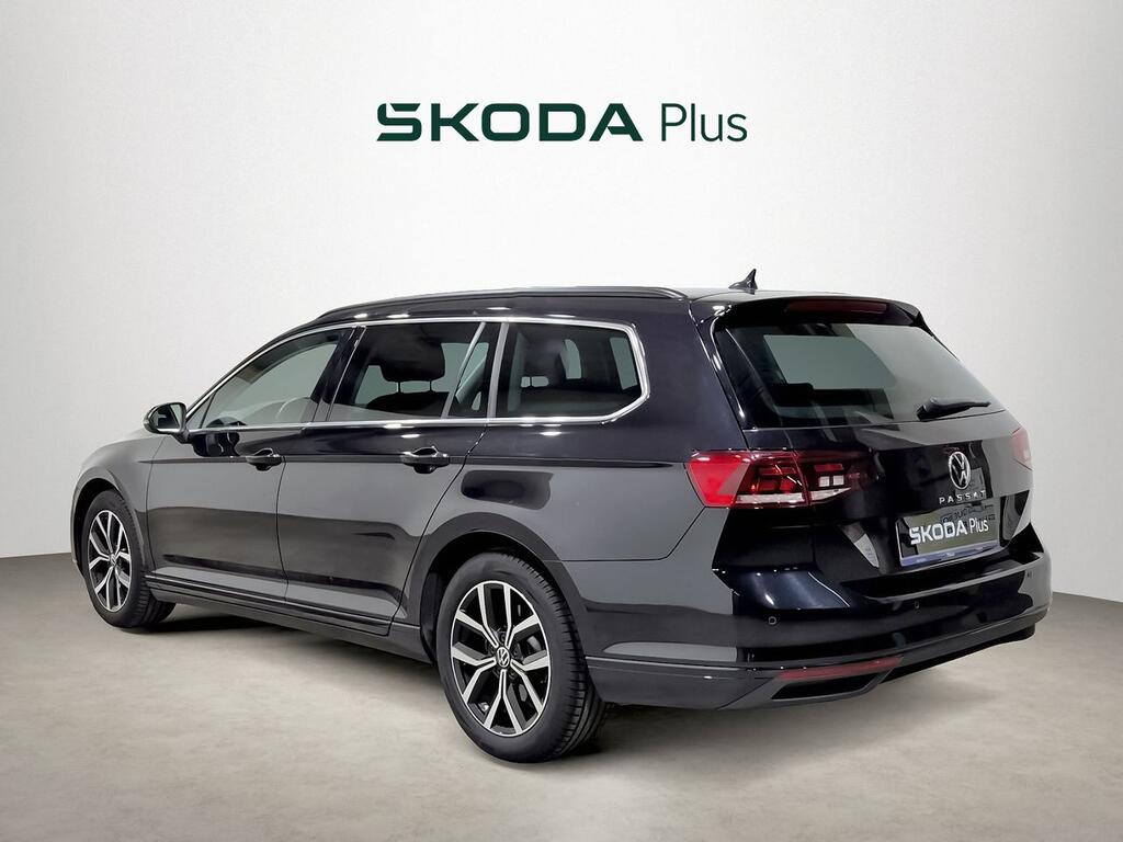 Volkswagen Passat Variant Executive 2.0 TDI 110kW DSG 2 Volkswagen Passat Variant Executive 2.0 TDI 110kW DSG 2