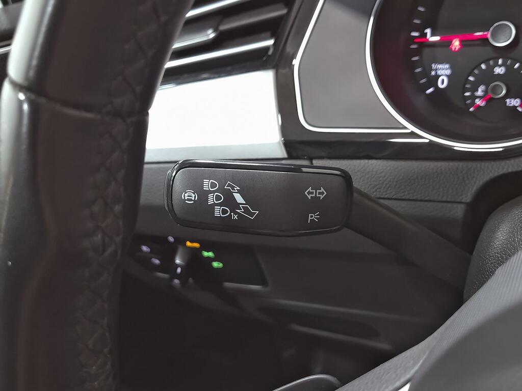 Volkswagen Passat Variant Executive 2.0 TDI 110kW DSG 15 Volkswagen Passat Variant Executive 2.0 TDI 110kW DSG 15