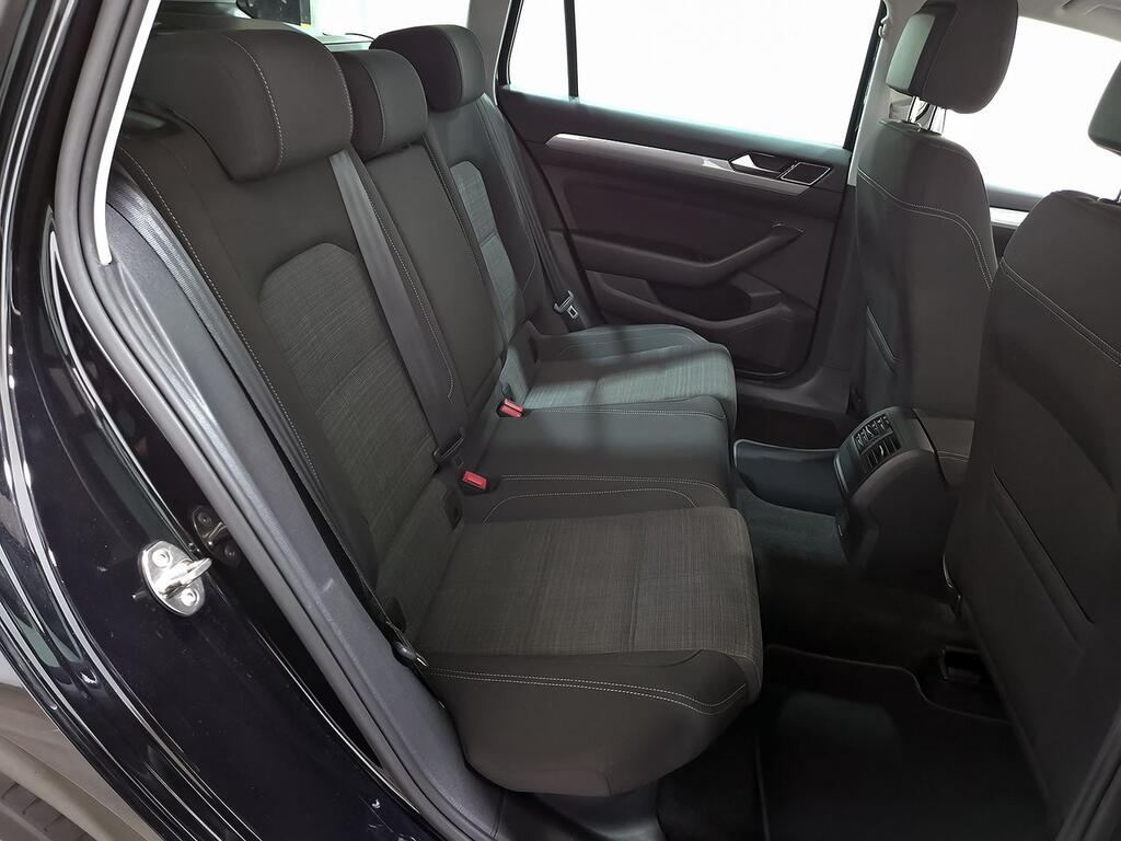 Volkswagen Passat Variant Executive 2.0 TDI 110kW DSG 6 Volkswagen Passat Variant Executive 2.0 TDI 110kW DSG 6