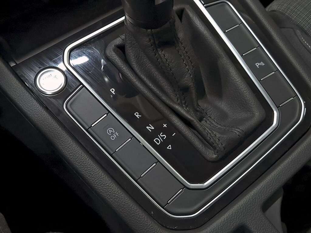 Volkswagen Passat Variant Executive 2.0 TDI 110kW DSG 28 Volkswagen Passat Variant Executive 2.0 TDI 110kW DSG 28