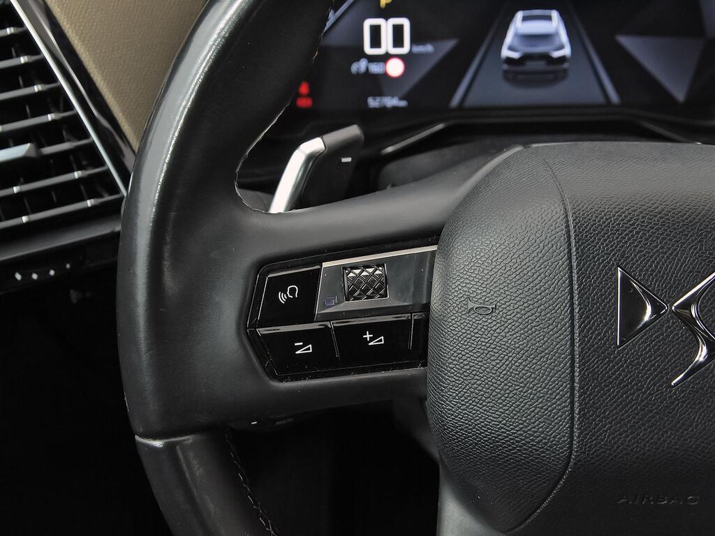 DS DS 7 BlueHDi DE 96kW (130CV) Auto. Bastille 17