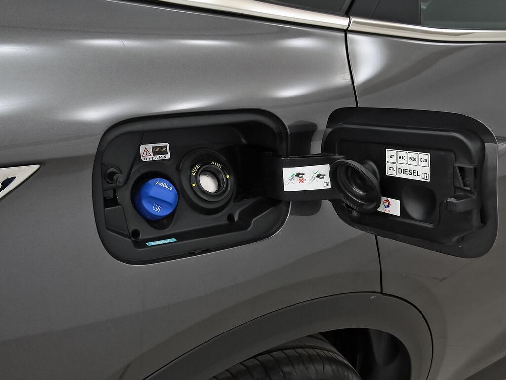 DS DS 7 BlueHDi DE 96kW (130CV) Auto. Bastille 36