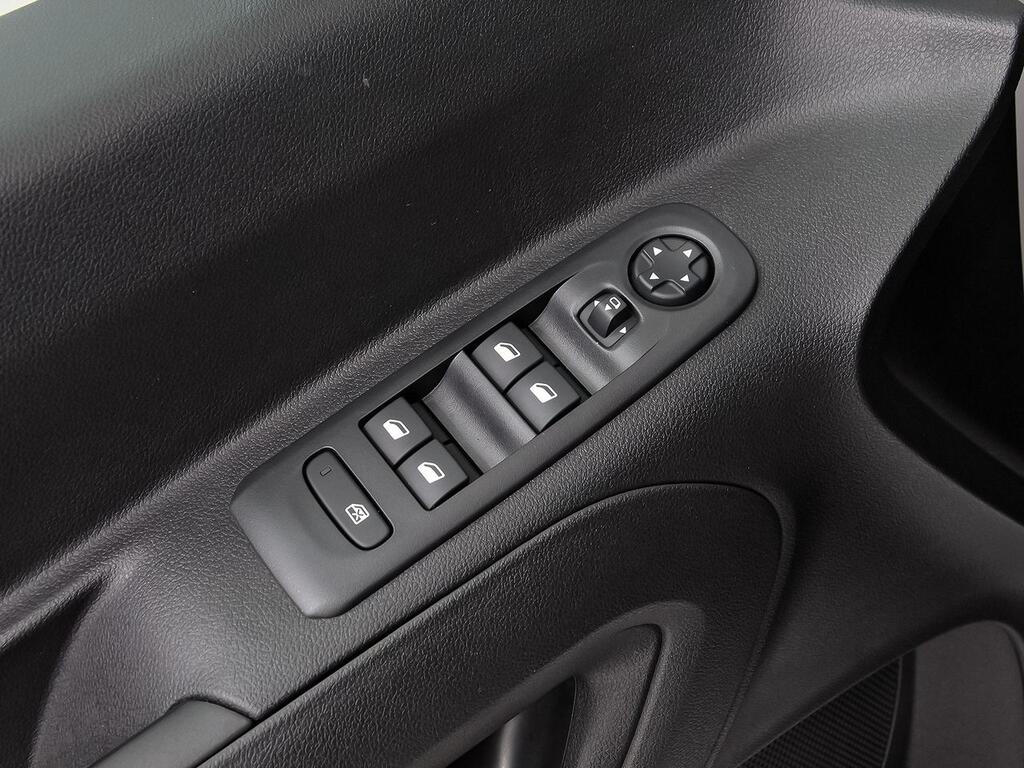 Citroën Berlingo 1.5 BLUEHDI 100 TALLA M SHINE BUSINESS 5P (N1) 13 Citroën Berlingo 1.5 BLUEHDI 100 TALLA M SHINE BUSINESS 5P (N1) 13