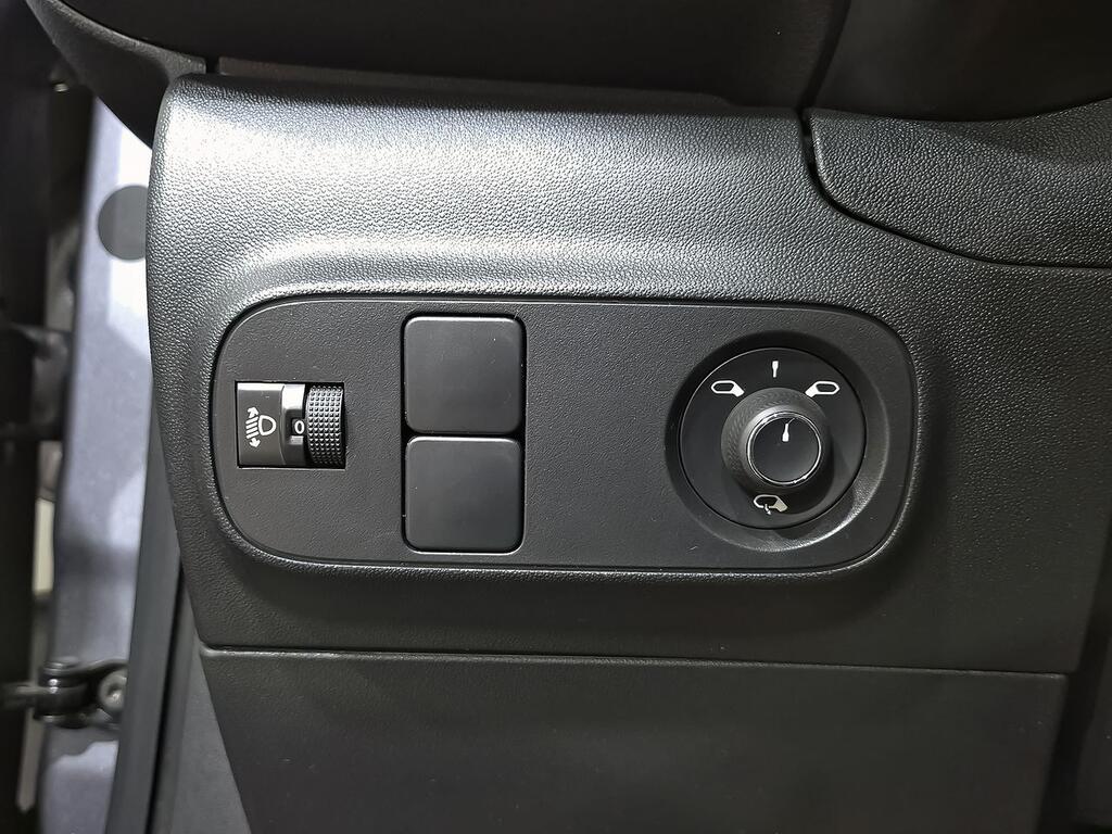 Citroën C3 PureTech 60KW (83CV) Feel Pack 13 Citroën C3 PureTech 60KW (83CV) Feel Pack 13