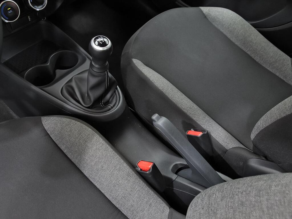 Toyota Aygo X Cross 1.0 VVT-I 72CV Play 24 Toyota Aygo X Cross 1.0 VVT-I 72CV Play 24