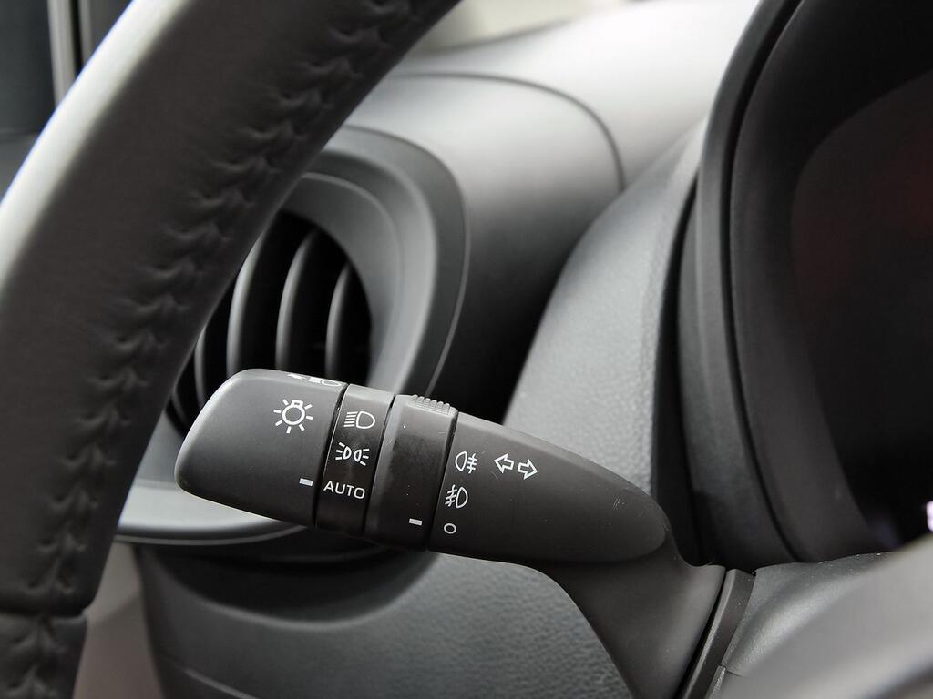 Toyota Aygo X Cross 1.0 VVT-I 72CV Play 14 Toyota Aygo X Cross 1.0 VVT-I 72CV Play 14