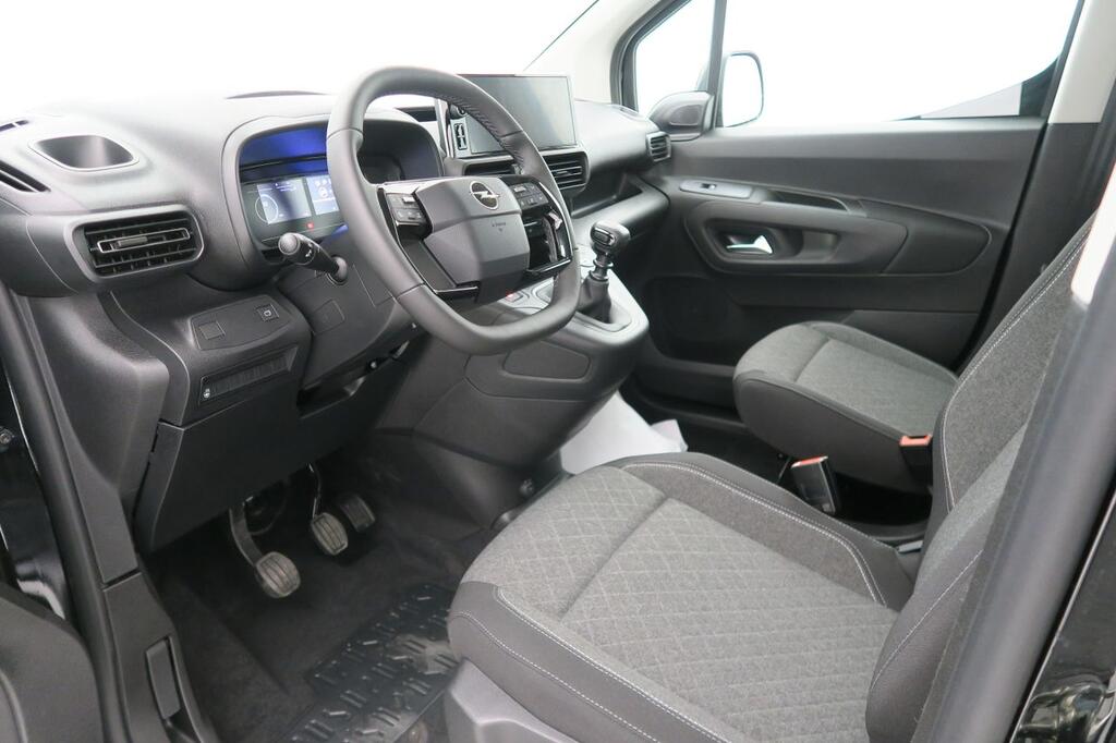 Opel Combo Cargo 100 Cv 1.5 Td S/S MT6 €6.4 6 Opel Combo Cargo 100 Cv 1.5 Td S/S MT6 €6.4 6