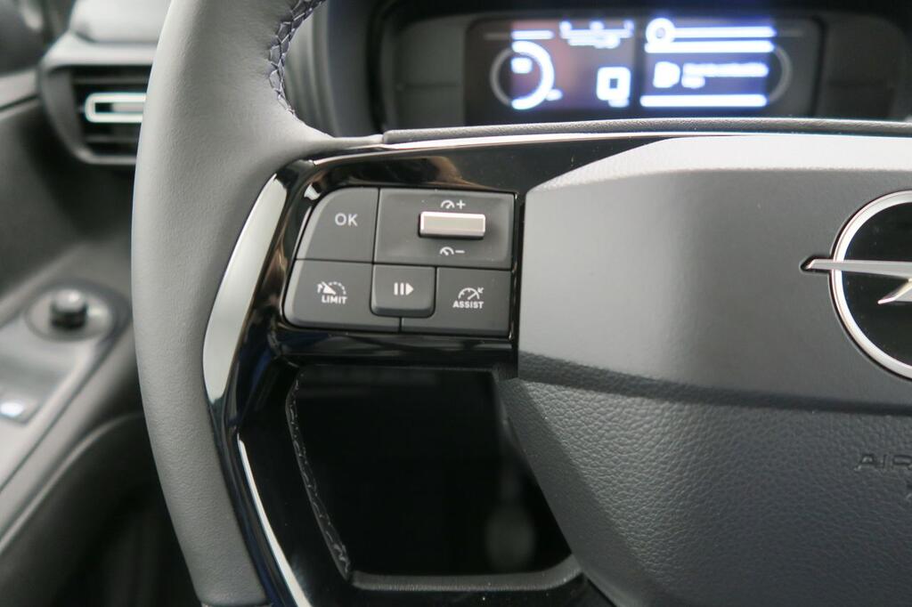 Opel Combo Cargo 100 Cv 1.5 Td S/S MT6 €6.4 10 Opel Combo Cargo 100 Cv 1.5 Td S/S MT6 €6.4 10