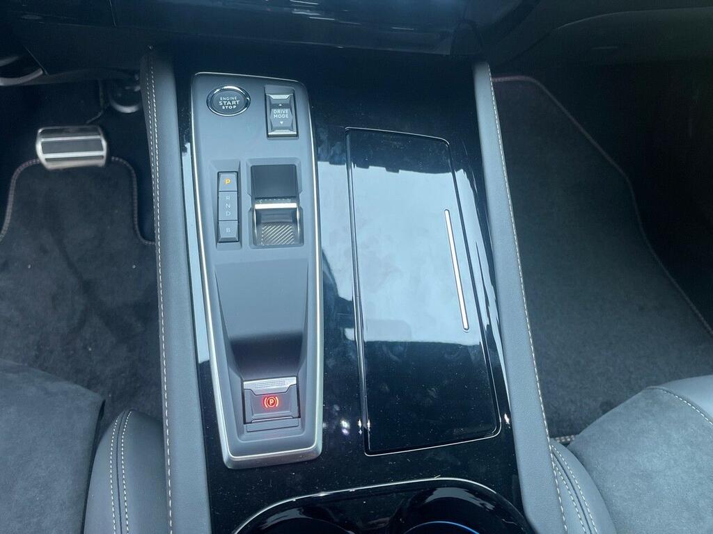 Peugeot 508 Hybrid SW GT HYBRID 225 e-EAT8 9 Peugeot 508 Hybrid SW GT HYBRID 225 e-EAT8 9