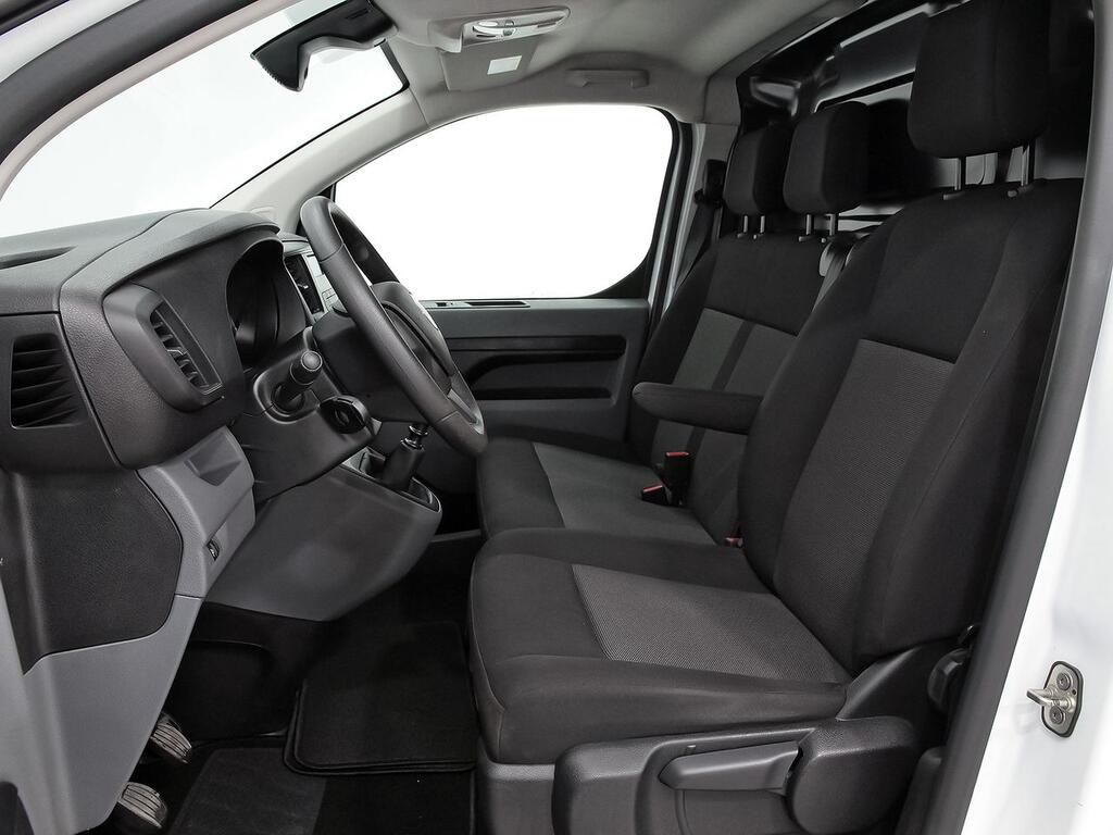 Fiat Scudo FG 1.5 BLUEHDI 100 BUSINESS L1 4P 9 Fiat Scudo FG 1.5 BLUEHDI 100 BUSINESS L1 4P 9