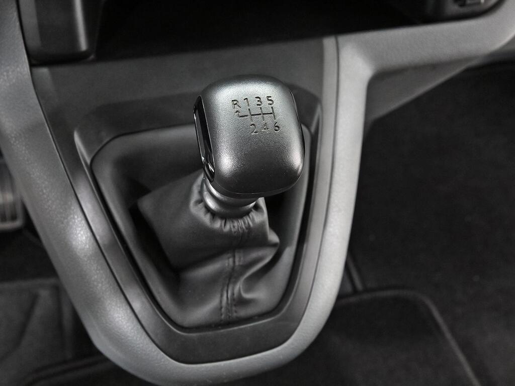 Fiat Scudo FG 1.5 BLUEHDI 100 BUSINESS L1 4P 24 Fiat Scudo FG 1.5 BLUEHDI 100 BUSINESS L1 4P 24