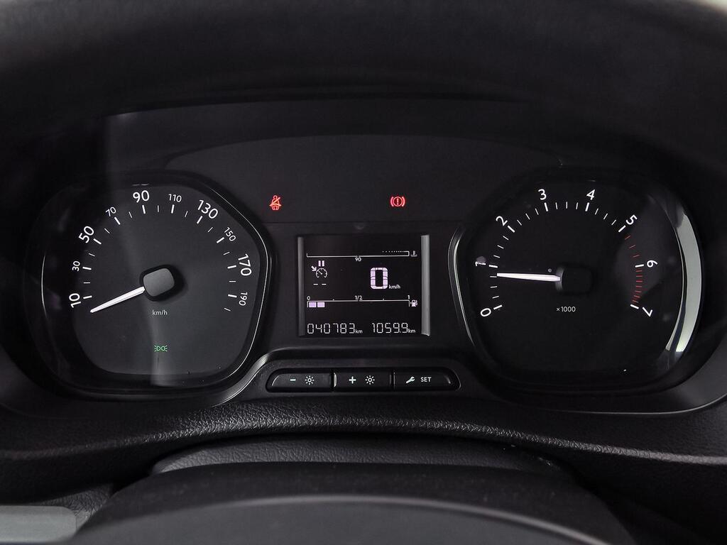 Fiat Scudo FG 1.5 BLUEHDI 100 BUSINESS L1 4P 15 Fiat Scudo FG 1.5 BLUEHDI 100 BUSINESS L1 4P 15