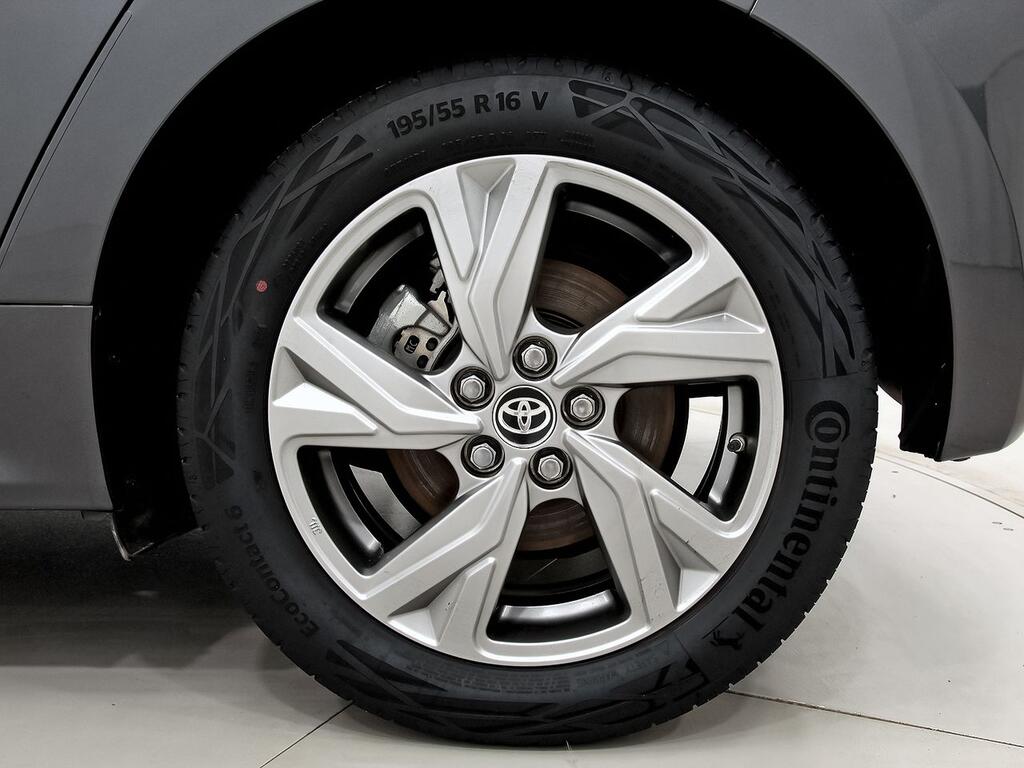 Toyota Yaris 1.5 120H Active Plus 10 Toyota Yaris 1.5 120H Active Plus 10