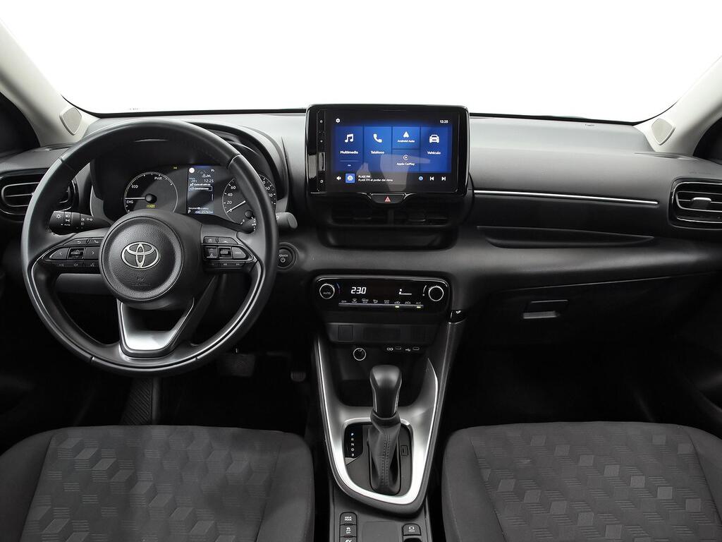 Toyota Yaris 1.5 120H Active Plus 6 Toyota Yaris 1.5 120H Active Plus 6