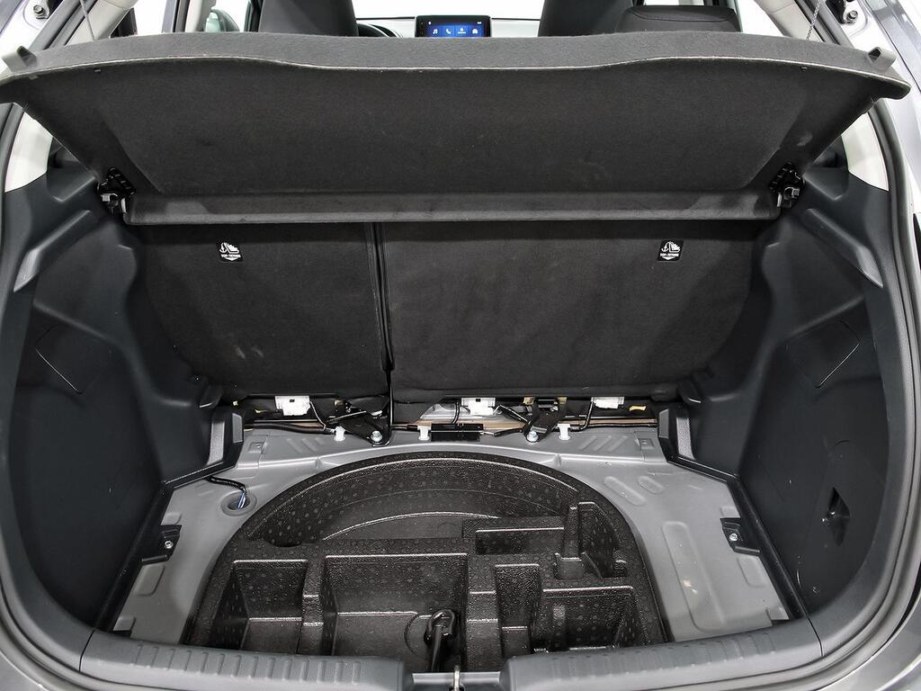 Toyota Yaris 1.5 120H Active Plus 30 Toyota Yaris 1.5 120H Active Plus 30