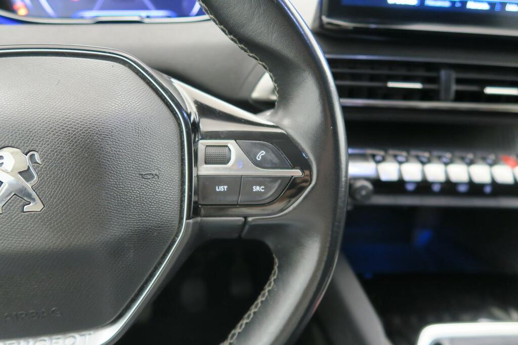 Peugeot 3008 1.2 PureTech 96KW (130CV) S&S Allure 12 Peugeot 3008 1.2 PureTech 96KW (130CV) S&S Allure 12