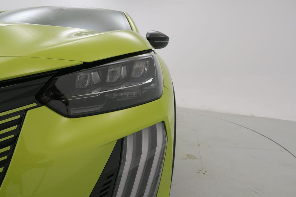 Peugeot 208 GT HYBRID 100 eDCS6 20 Peugeot 208 GT HYBRID 100 eDCS6 20