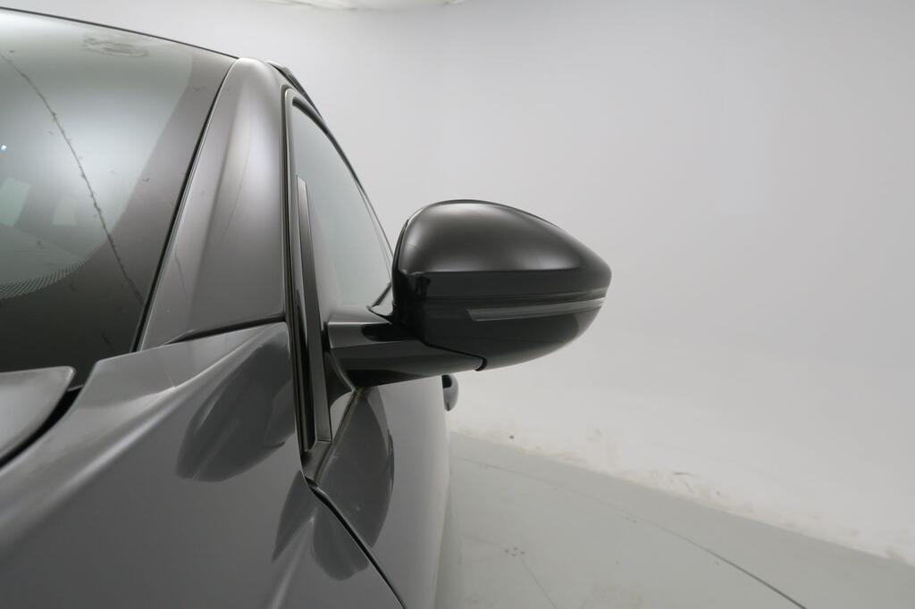 Peugeot 508 Hybrid SW GT HYBRID 225 e-EAT8 20 Peugeot 508 Hybrid SW GT HYBRID 225 e-EAT8 20