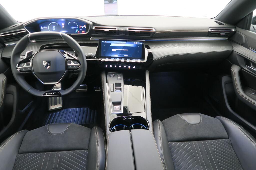 Peugeot 508 Hybrid SW GT HYBRID 225 e-EAT8 6 Peugeot 508 Hybrid SW GT HYBRID 225 e-EAT8 6