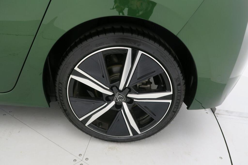 Peugeot 308 5P GT Puretech 130 S&S EAT8 20