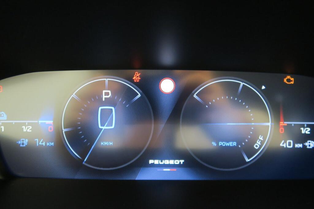 Peugeot 308 5P Active Hybrid 180 eEAT8 11 Peugeot 308 5P Active Hybrid 180 eEAT8 11