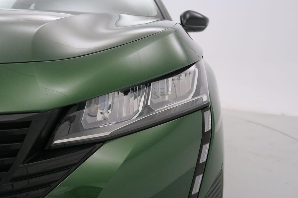 Peugeot 308 5P Active Hybrid 180 eEAT8 21 Peugeot 308 5P Active Hybrid 180 eEAT8 21