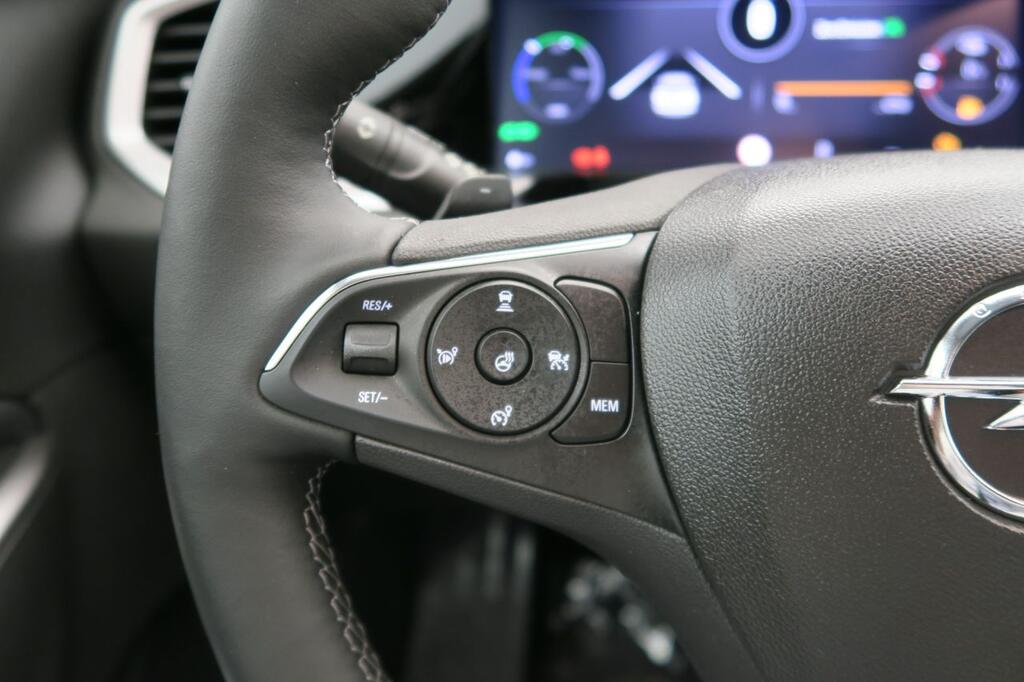 Opel Grandland 1.6 Turbo PHEV GS Auto 165kW/225CV 10 Opel Grandland 1.6 Turbo PHEV GS Auto 165kW/225CV 10