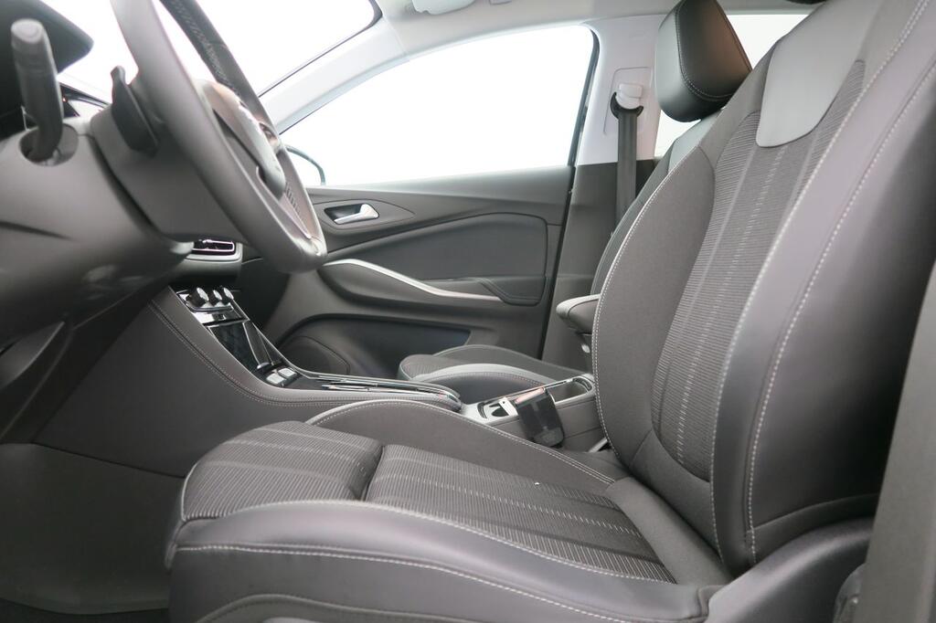 Opel Grandland 1.6 Turbo PHEV GS Auto 165kW/225CV 16 Opel Grandland 1.6 Turbo PHEV GS Auto 165kW/225CV 16